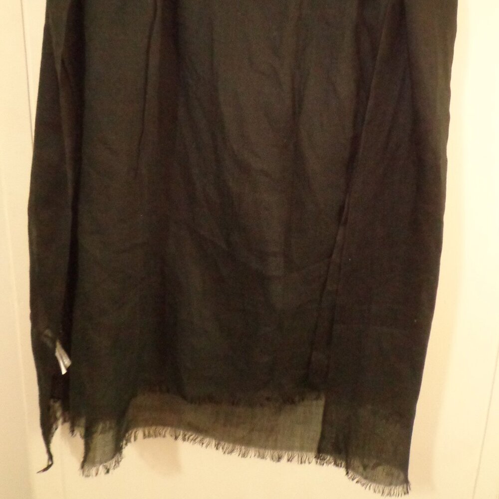 NWOT Calvin Klein Shawl Scarf Wrap Black Fringe - Picture 3 of 10